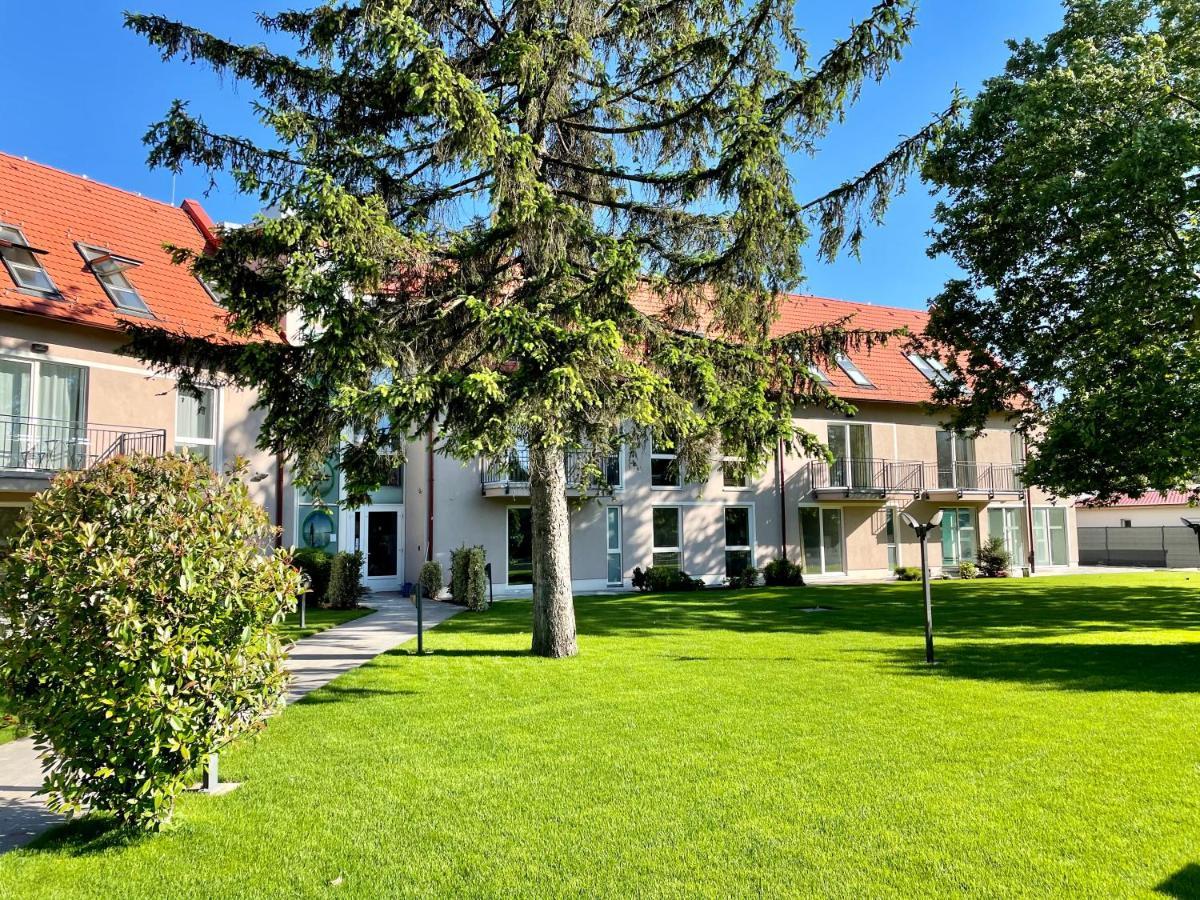 Fresh Garden Apartments Siófok Exterior foto